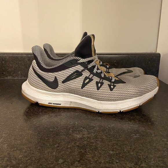Nike Quest SE Running Shoes - Size 8 - Picture 2 of 10